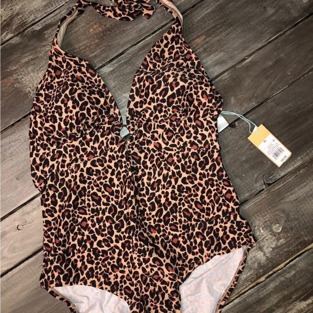 Kona Sol Leopard Twist Front One Piece Swimsuit Size XL Brand new with tags